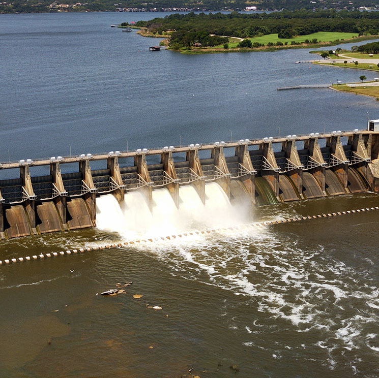 DeCordova Bend Dam at Lake Granbury during a five-gate release