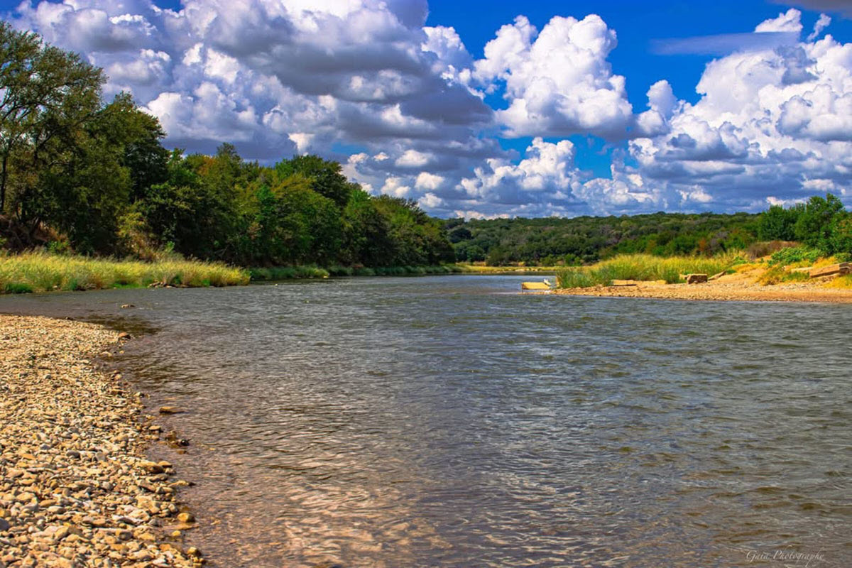 Oaks Crossing